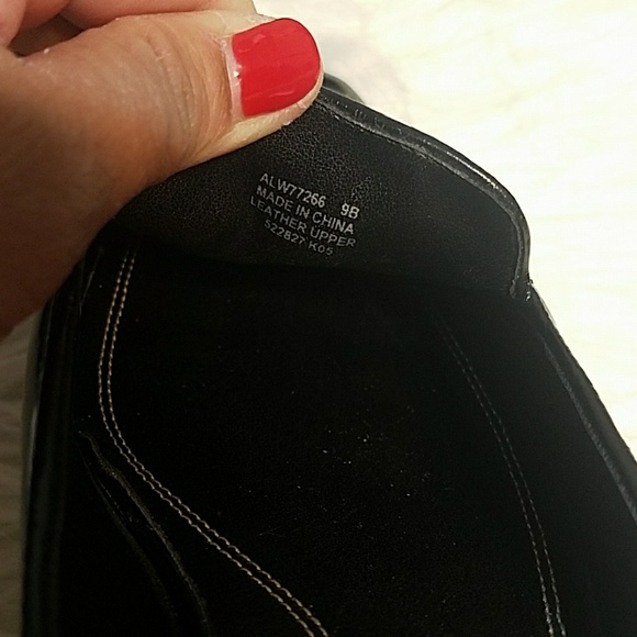 Ralph Lauren Slip On - Picture 6 of 7